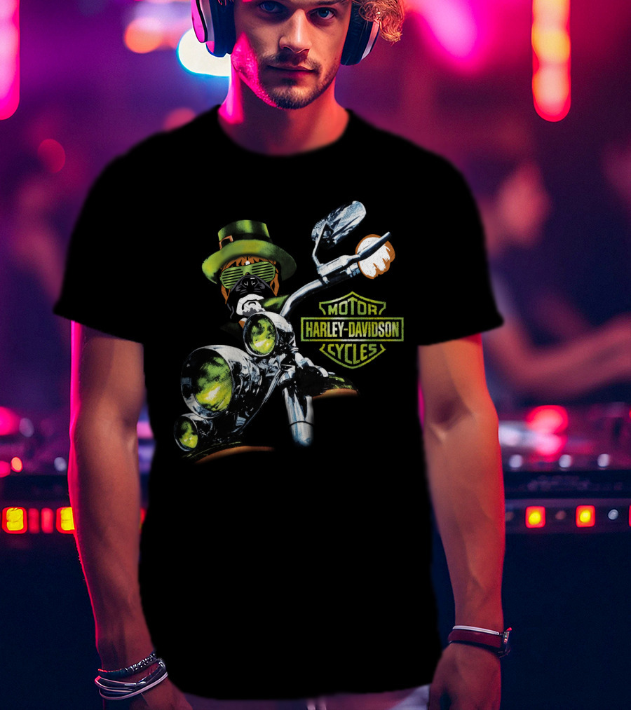 Boxer 18Hd Harley Davidson Motorcycles St. Patrick's Day Dog Rider T-Shirt