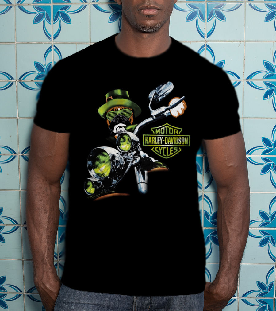 Boxer 18Hd Harley Davidson Motorcycles St. Patrick's Day Dog Rider T-Shirt