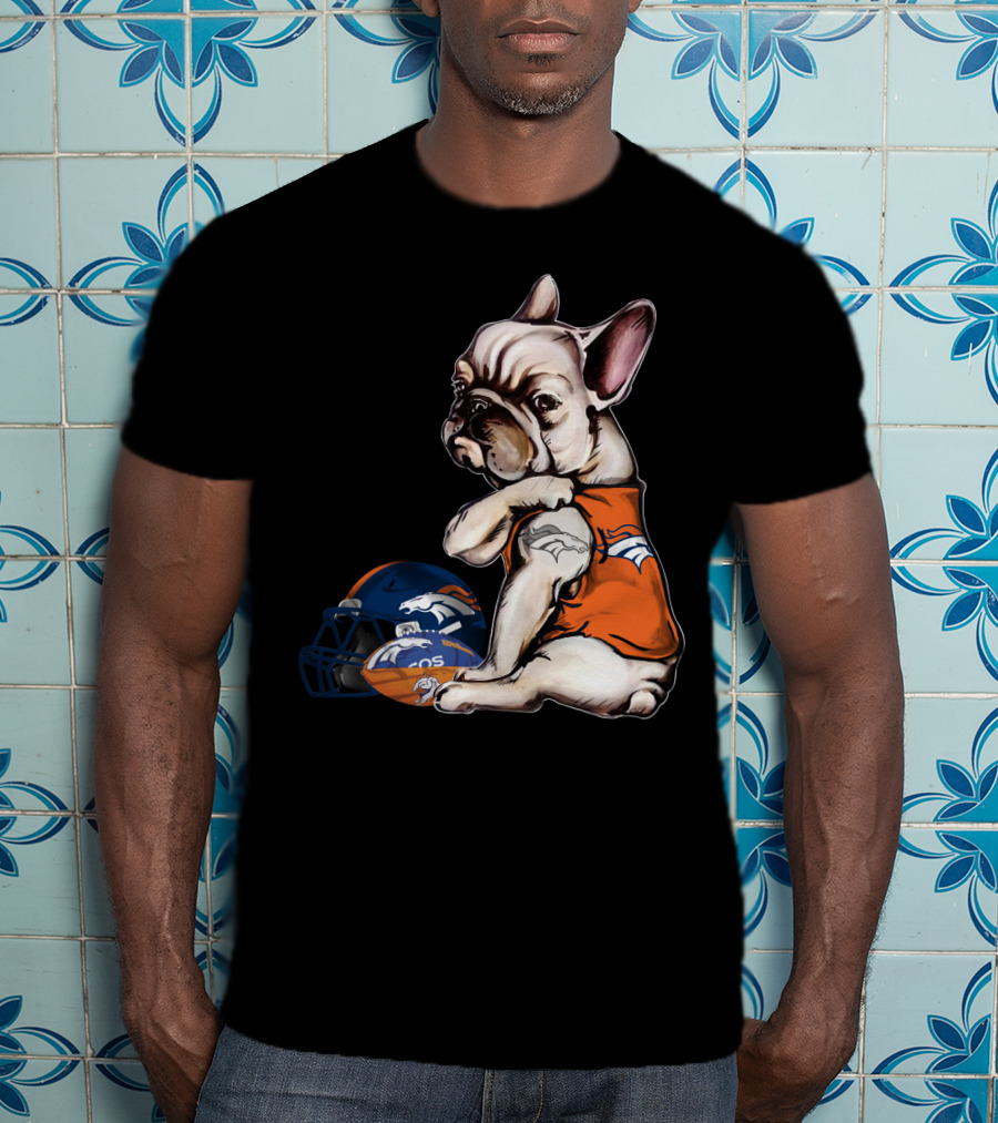 Denver Broncos Pug With Helmet And Ball T-Shirt