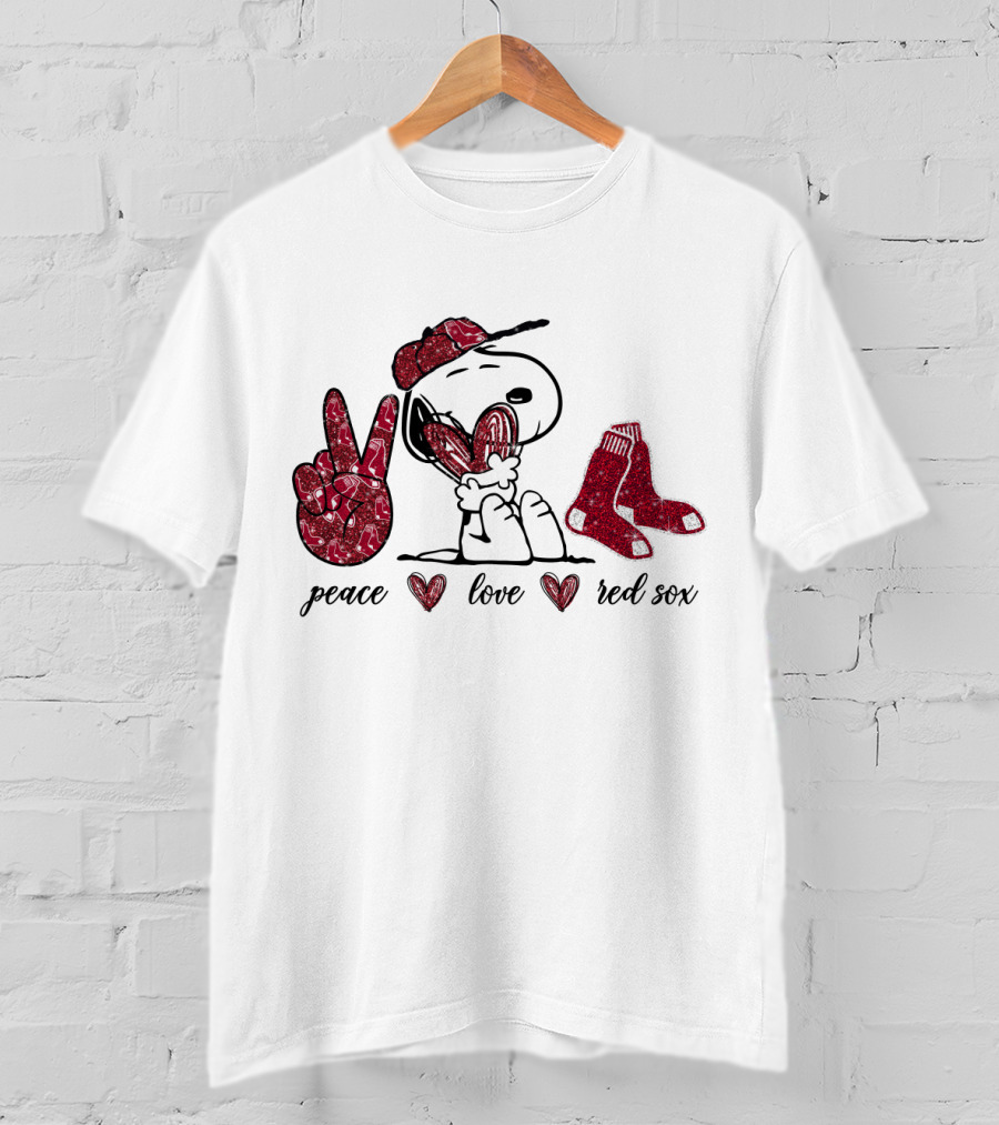 Peace Love Boston Red Sox Snoopy And Baseball Socks T-Shirt
