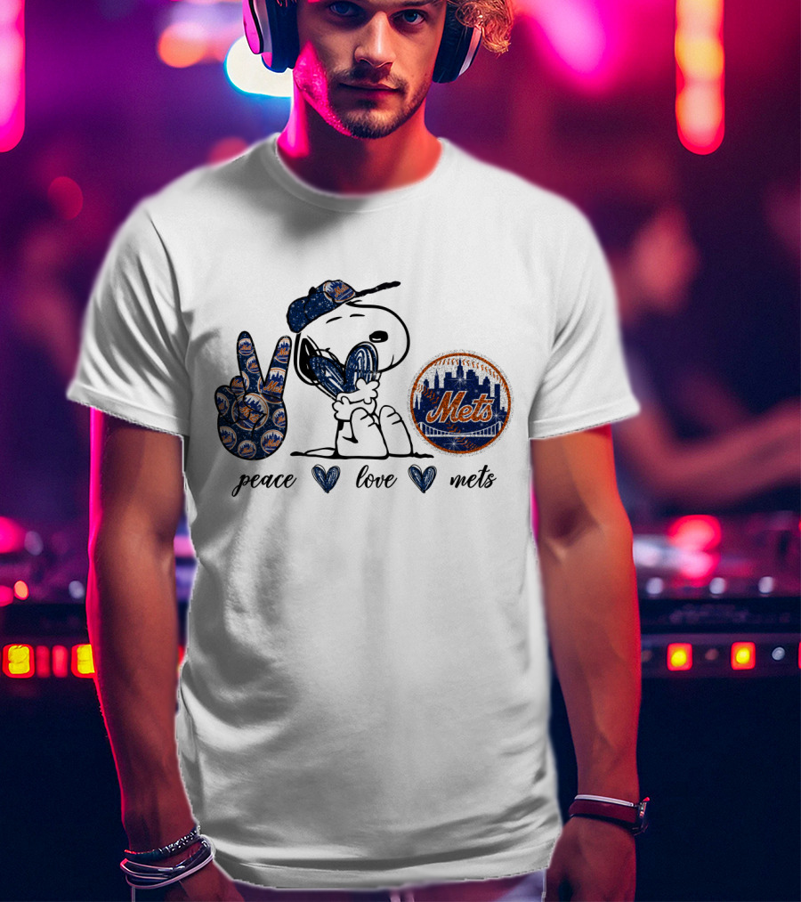 Peace Love Mets Snoopy T-Shirt