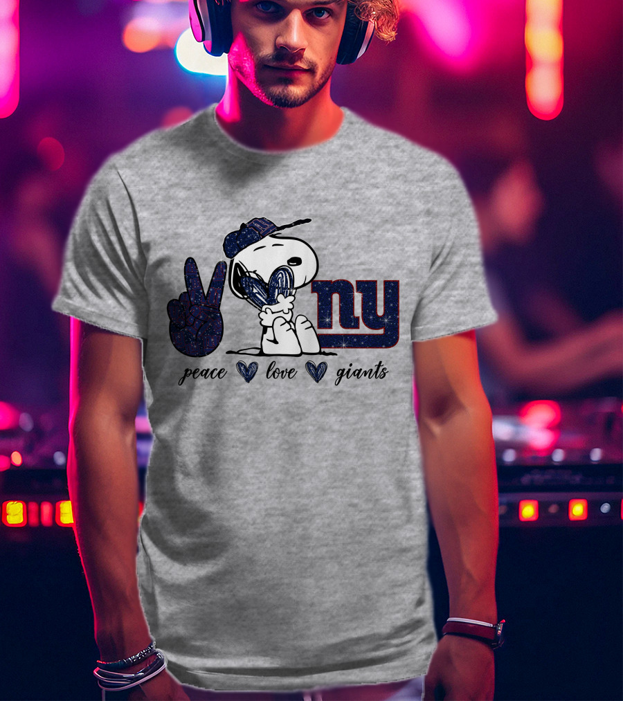 Peace Love NY Giants Snoopy Football Vintage Vibes T-Shirt