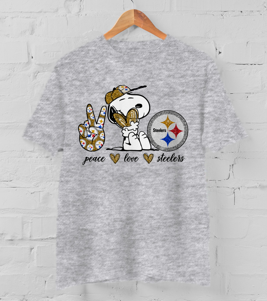 Peace Love Snoopy Steelers Football Hearts T-Shirt