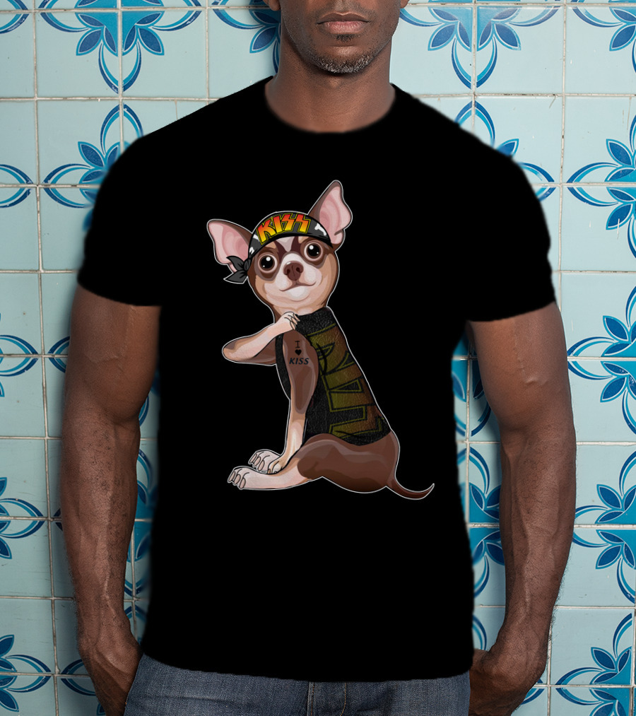 Chihuahua Love I Kiss Bandana Tat Sleeve T-Shirt