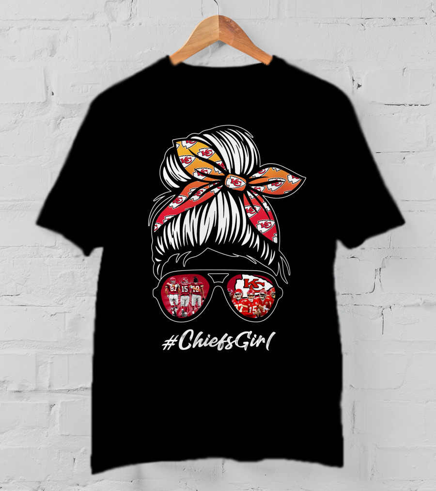 Kansas City Chiefs Football Lover #ChiefsGirl T-Shirt