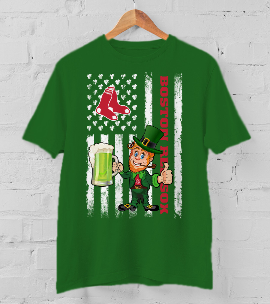 Boston Red Sox St Patrick's Day Leprechaun With Clover Flag And Beer Mug T-Shirt