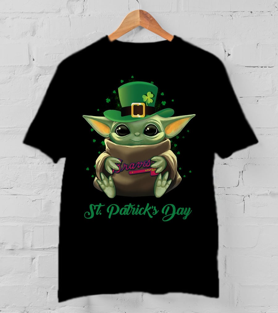 Atlanta Braves Baby Yoda St. Patrick's Day T-Shirt