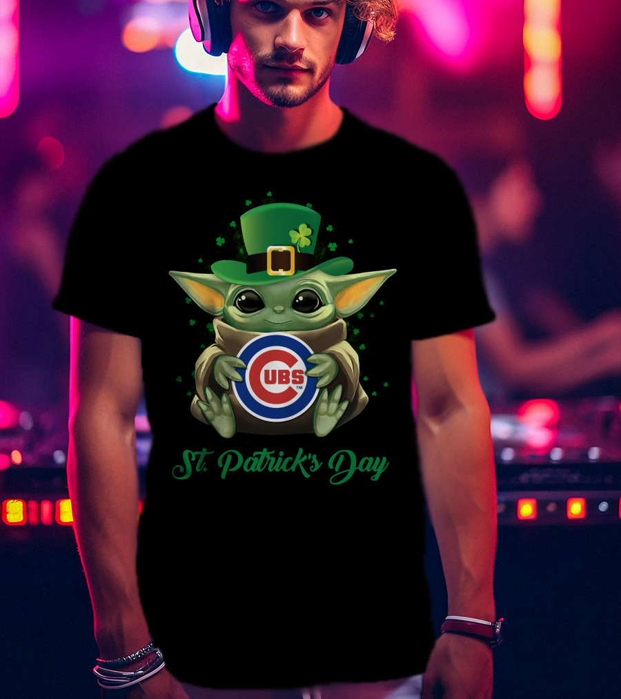 St. Patrick's Day Chicago Cubs Baby Yoda T-Shirt
