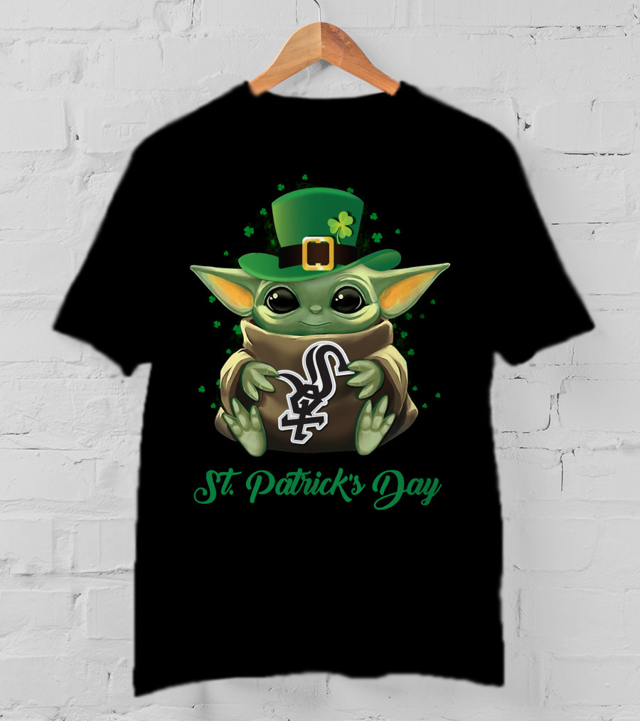 Chicago White Sox Baby Yoda St. Patrick's Day T-Shirt