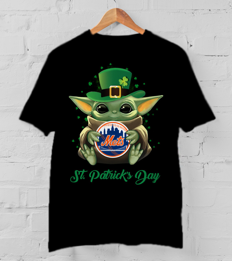 St. Patrick's Day New York Mets Baby Yoda T-Shirt