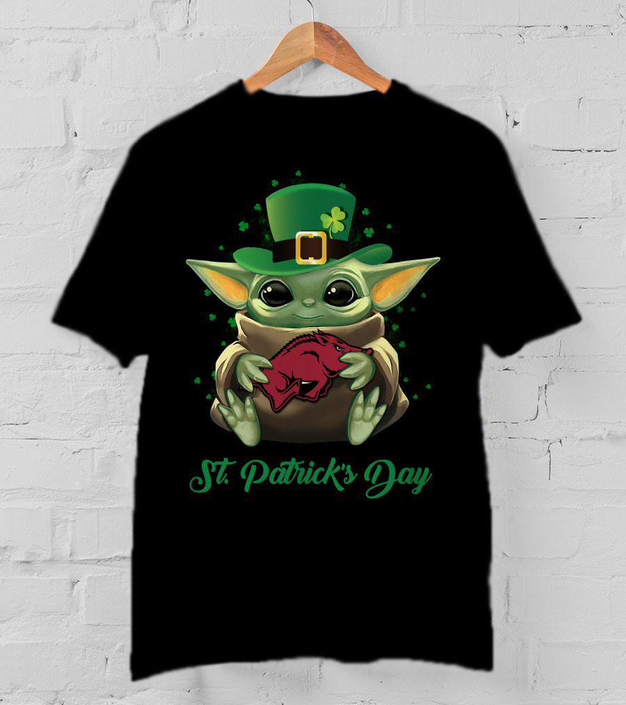 St Patrick's Day Arkansas Razorbacks Baby Yoda T-Shirt