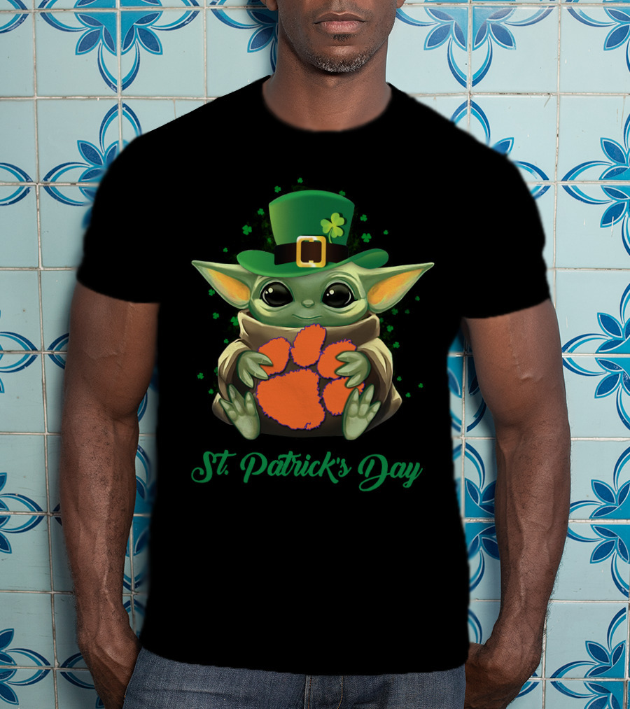 Clemson Tigers Baby Yoda St. Patrick's Day T-Shirt