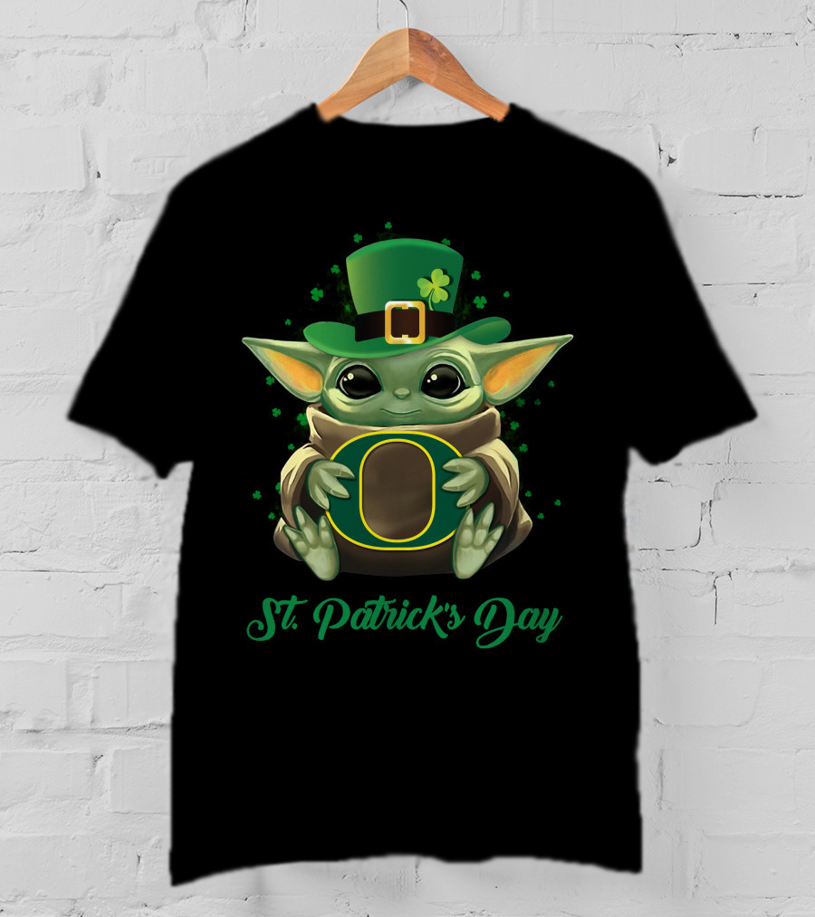 Oregon Ducks Baby Yoda St. Patrick's Day T-Shirt