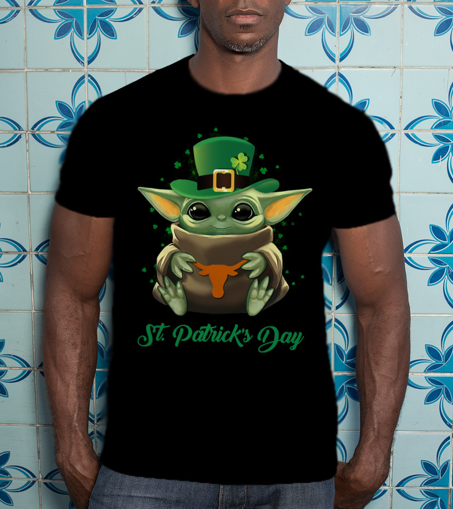 Texas Longhorns Baby Yoda St. Patrick's Day T-Shirt