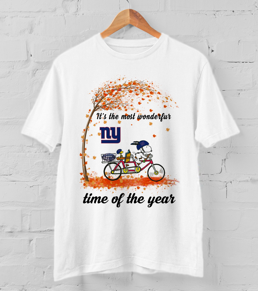 New York Giants Snoopy Autumn Bicycle It's The Most Wonderful Time Of The Year T-Shirt