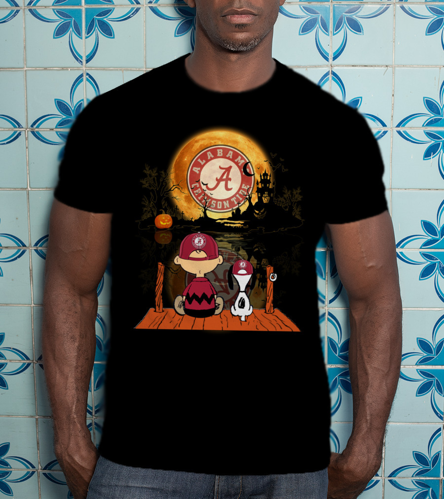Alabama Crimson Tide Halloween Moonlit Scene With Cartoon Characters T-Shirt