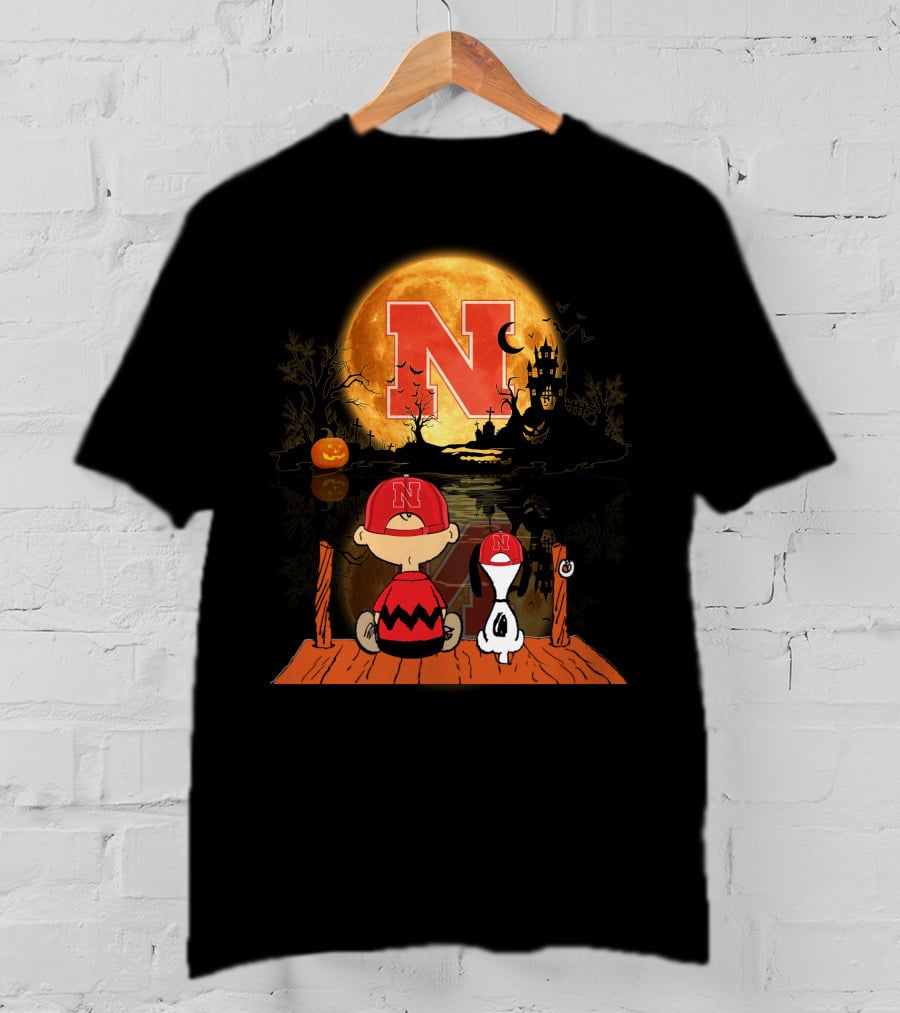 Nebraska Cornhuskers Halloween Peanuts Moon T-Shirt
