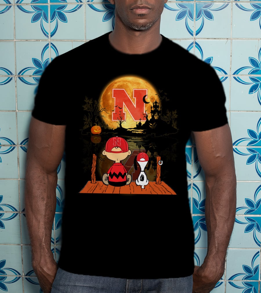 Nebraska Cornhuskers Halloween Peanuts Moon T-Shirt