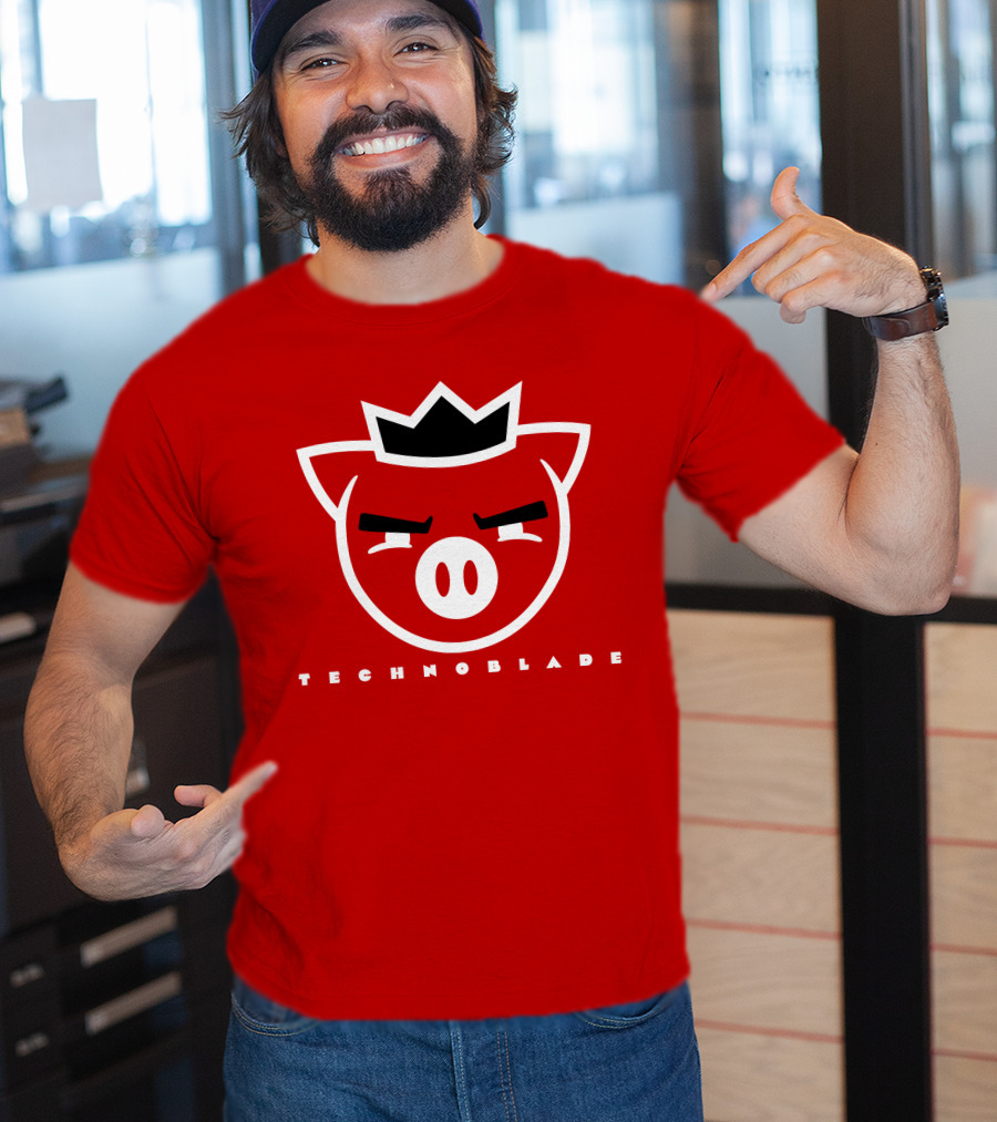 TECHNOBLADE Pig Crown T-Shirt