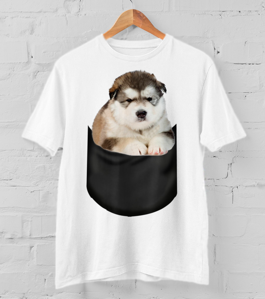 Alaskan Funny Dog In Pocket T-Shirt