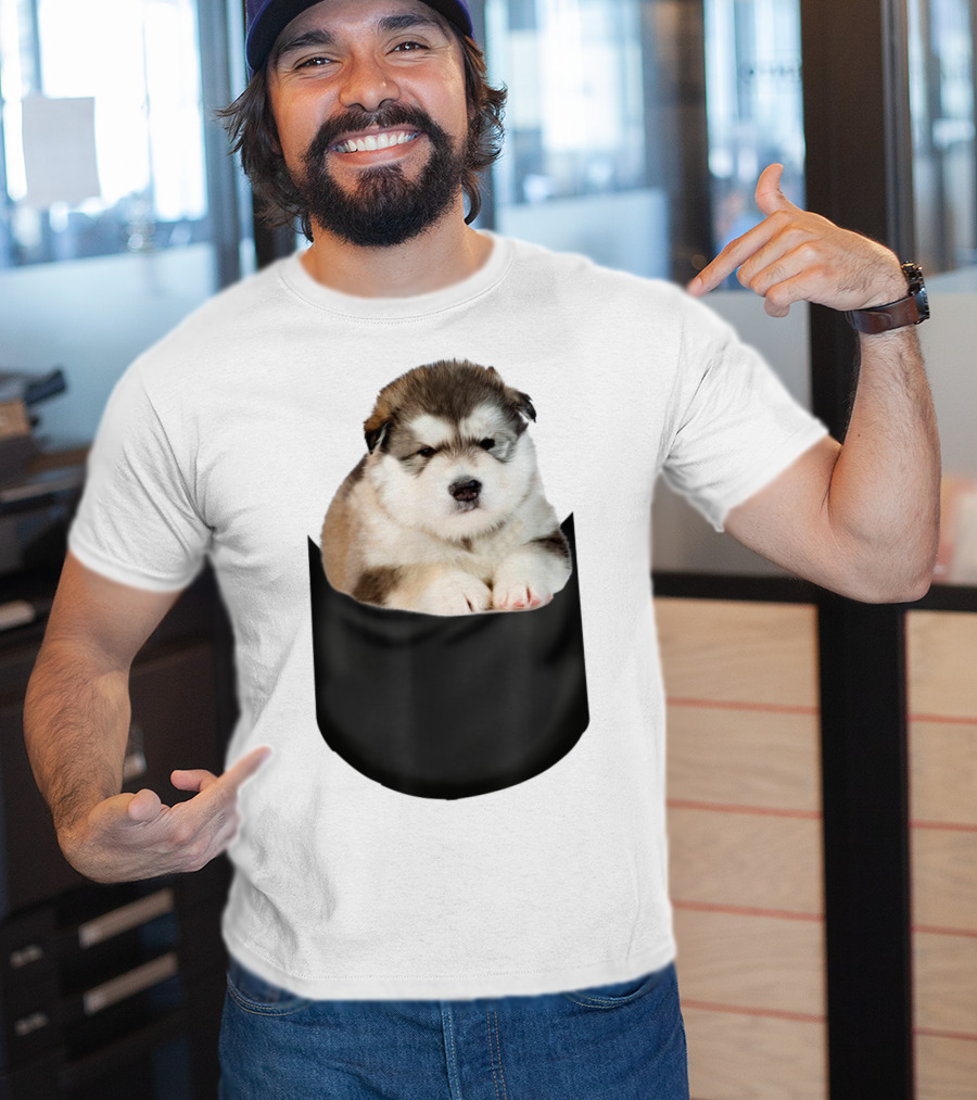 Alaskan Funny Dog In Pocket T-Shirt