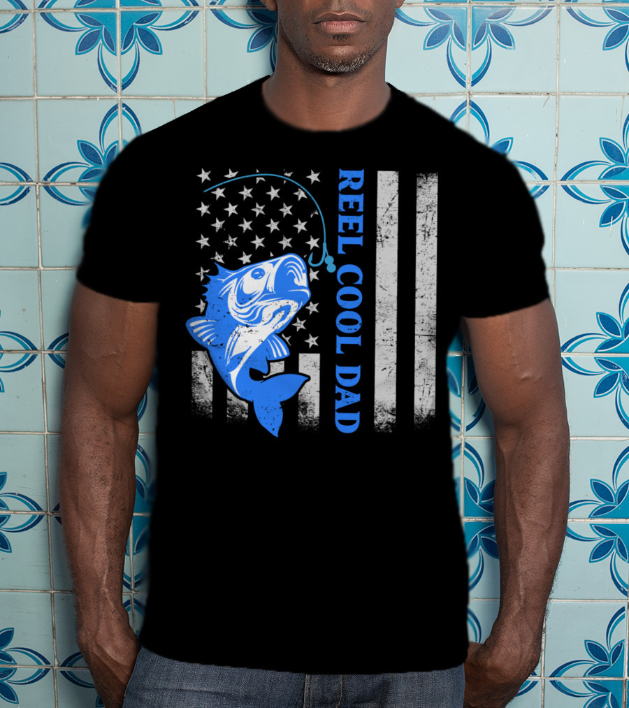 Reel Cool Dad Funny Fishing American Flag Fish T-Shirt