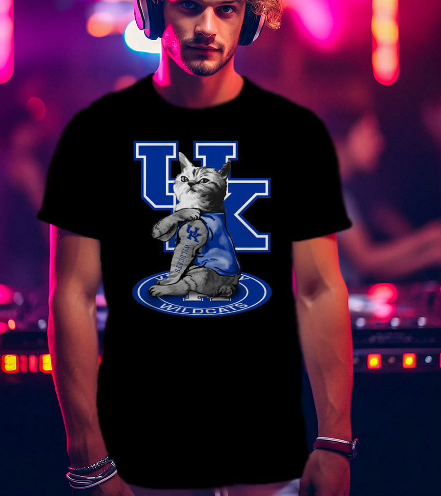 Uk Wildcats Cat Mascot With Letterman T-Shirt