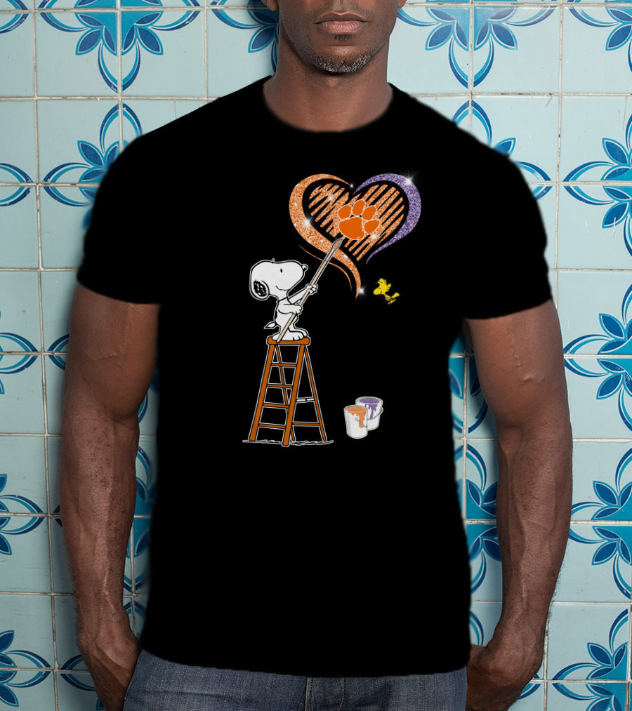 Snoopy Painting Clemson Tigers Heart With Paw Print And Woodstock T-Shirt