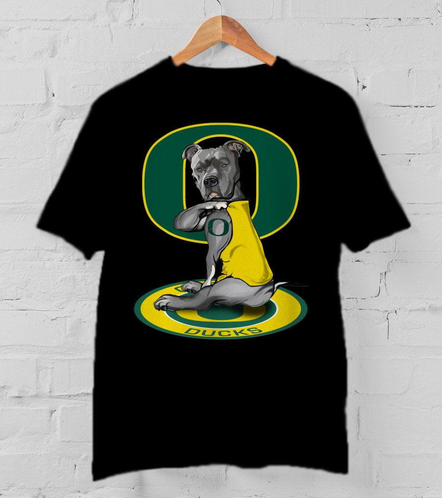 Oregon Ducks Bulldog With Yellow Vest And University T-Shirt