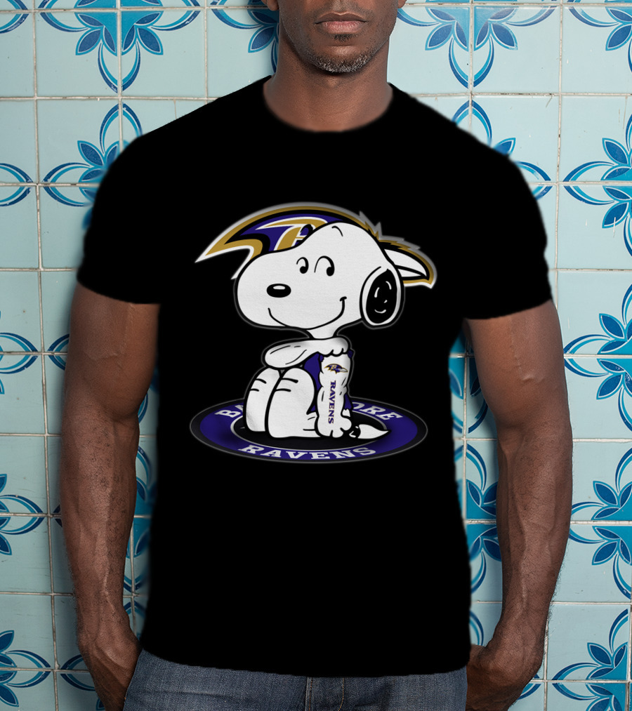 Baltimore Ravens Snoopy Peanuts Football Team T-Shirt