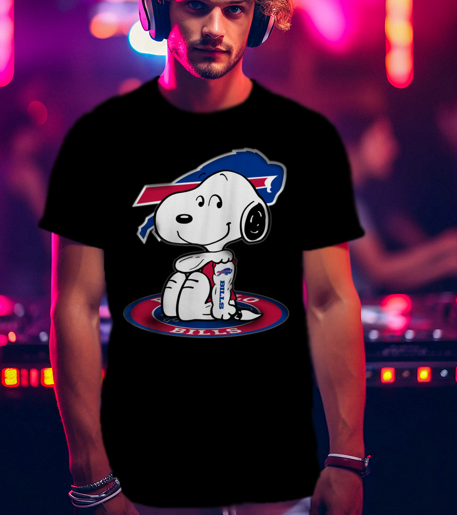 Snoopy Buffalo Bills Nfl Peanuts Collaboration T-Shirt