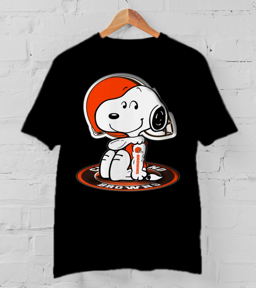 Snoopy Cleveland Browns Hugging Football Helmet T-Shirt