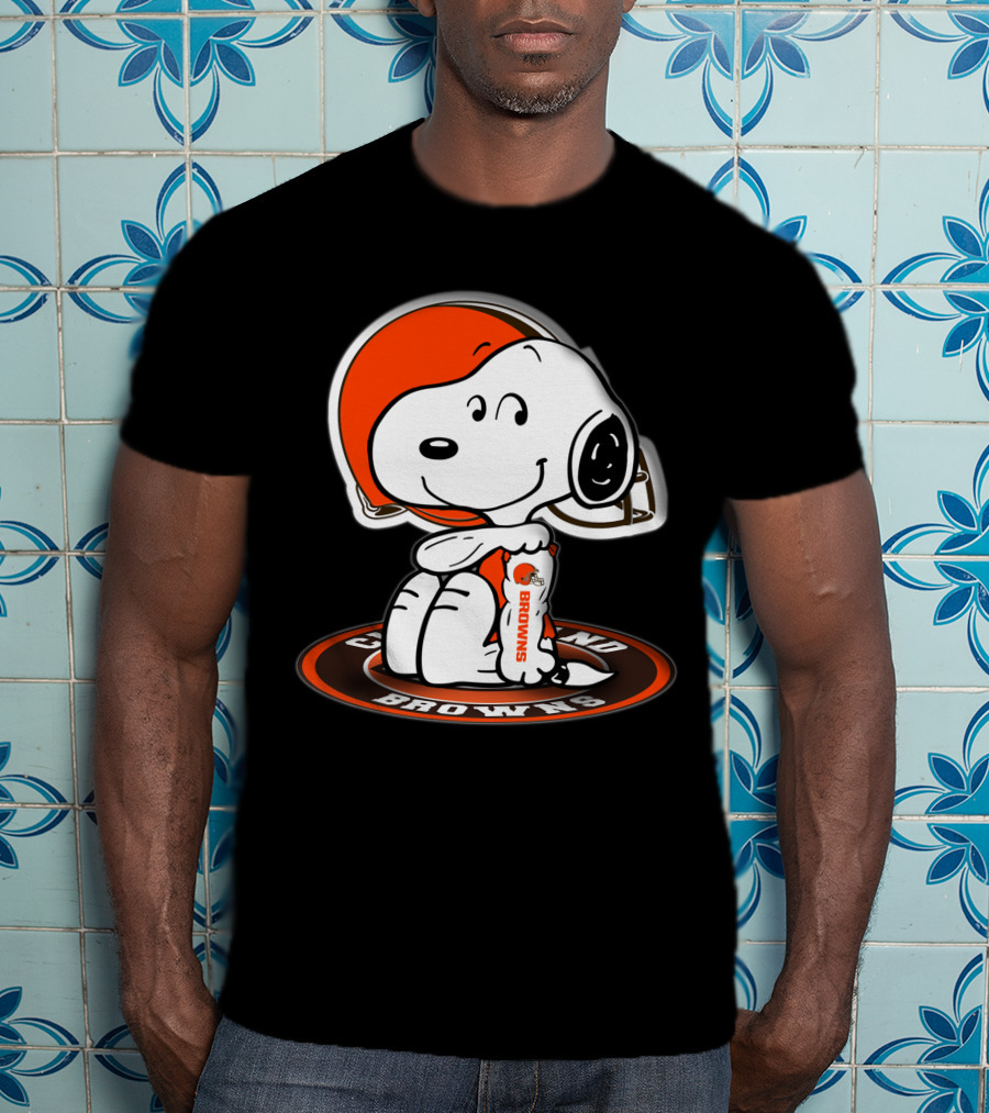 Snoopy Cleveland Browns Hugging Football Helmet T-Shirt