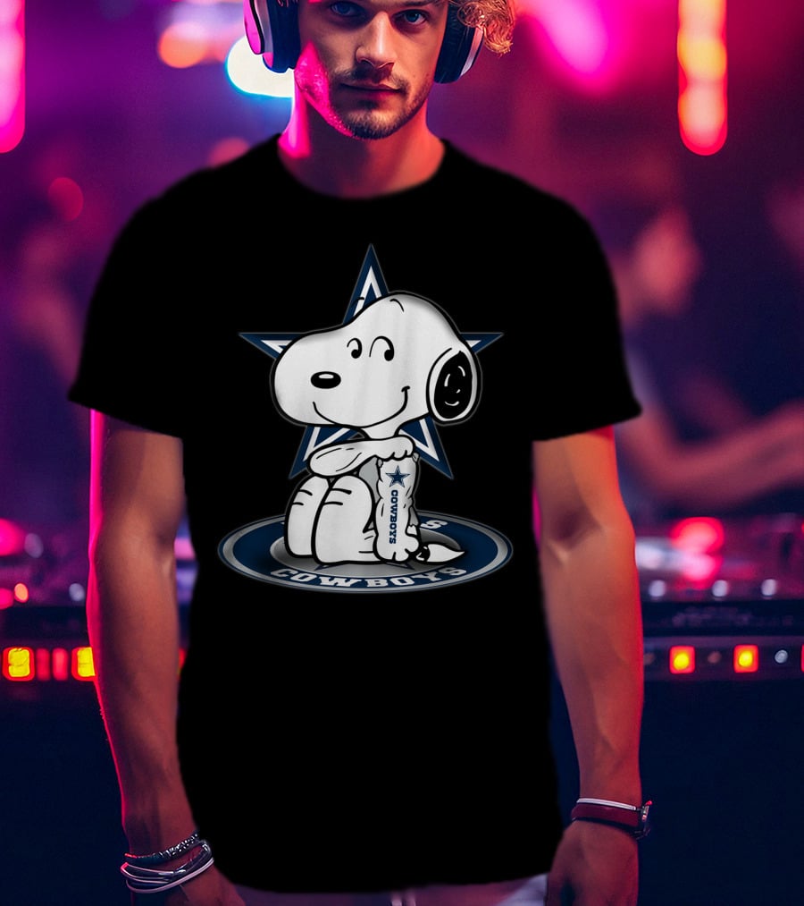 Snoopy Dallas Cowboys Star Logo T-Shirt