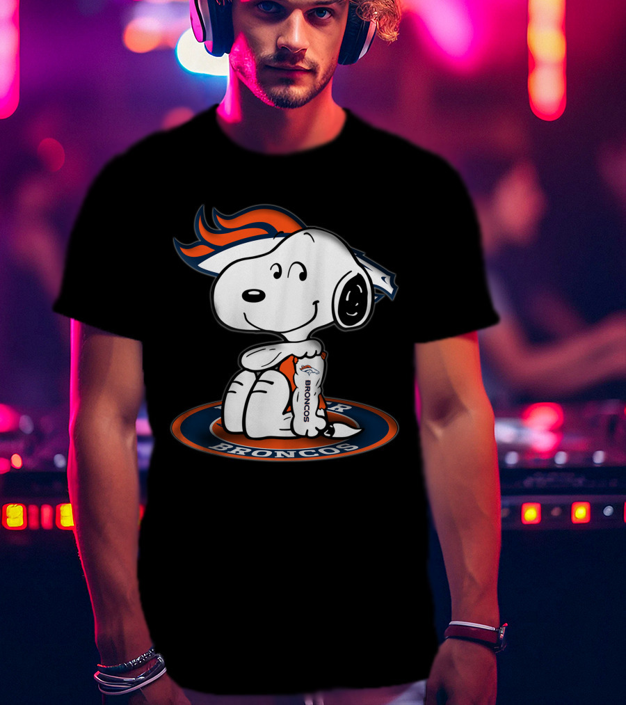 Snoopy Denver Broncos Fan T-Shirt