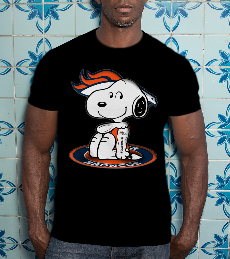 Snoopy Denver Broncos Fan T-Shirt