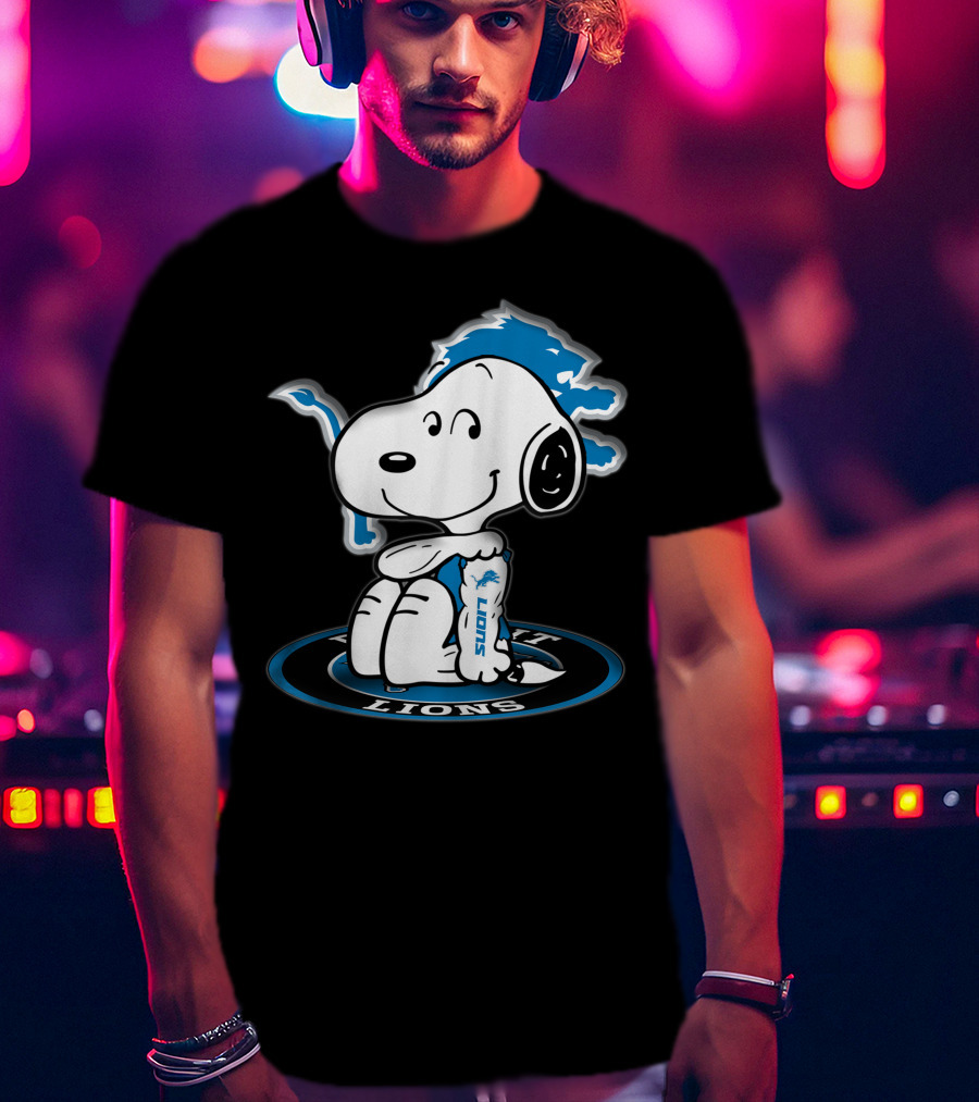 Snoopy Detroit Lions Football Peanuts Nfl Team T-Shirt