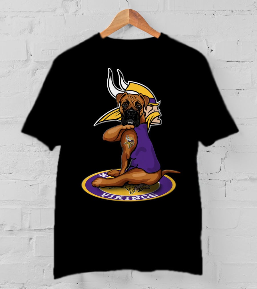 Minnesota Vikings Dog In Vikings Logo Pose With 18 On Helmet T-Shirt