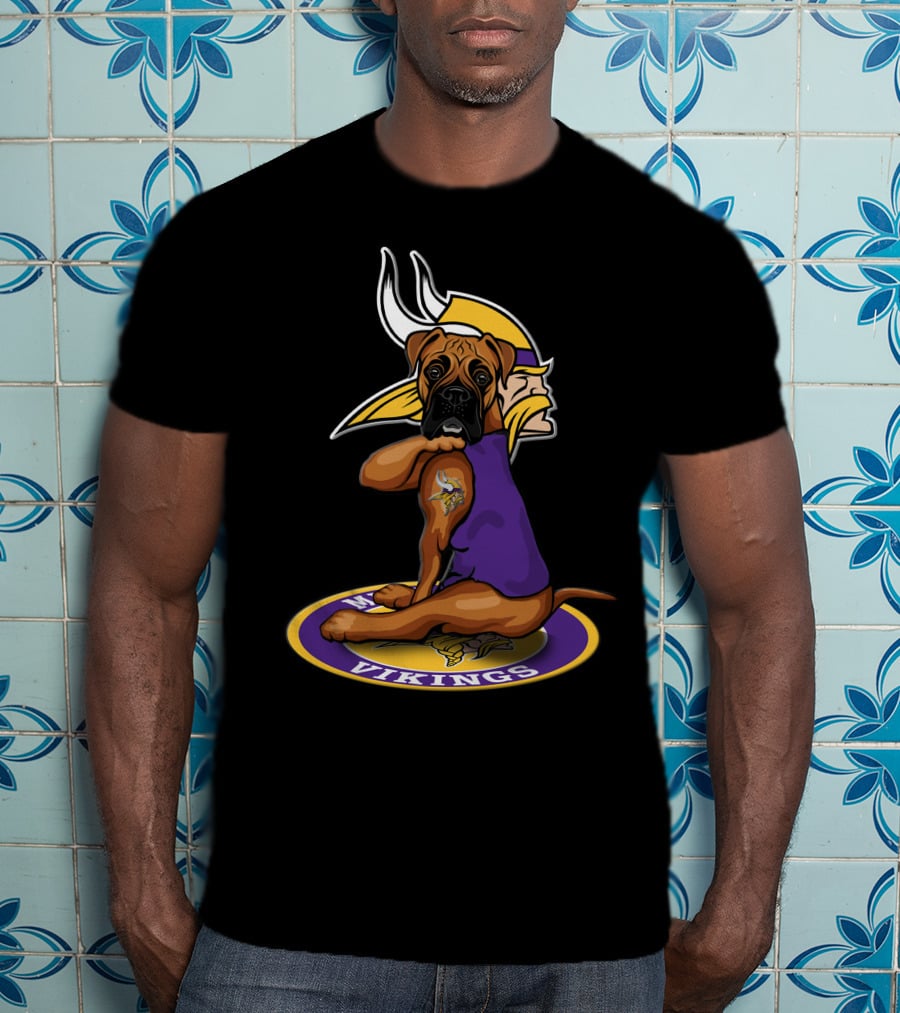 Minnesota Vikings Dog In Vikings Logo Pose With 18 On Helmet T-Shirt