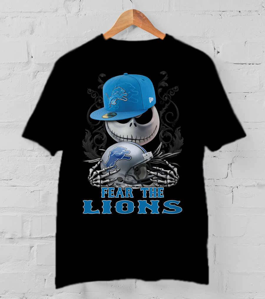 Fear The Lions Skull With Detroit Lions Cap And Helmet T-Shirt