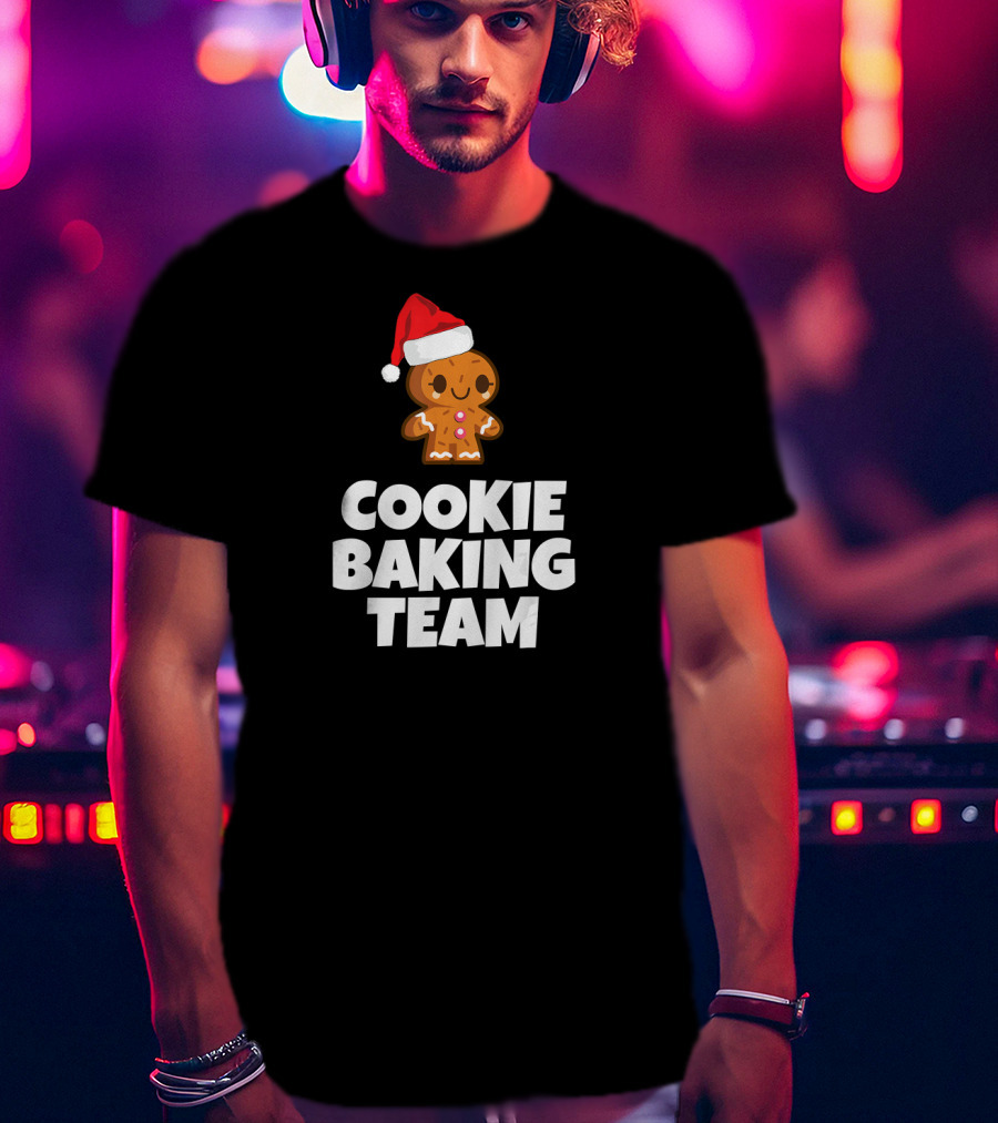 Cookie Baking Team Gingerbread Santa Hat T-Shirt