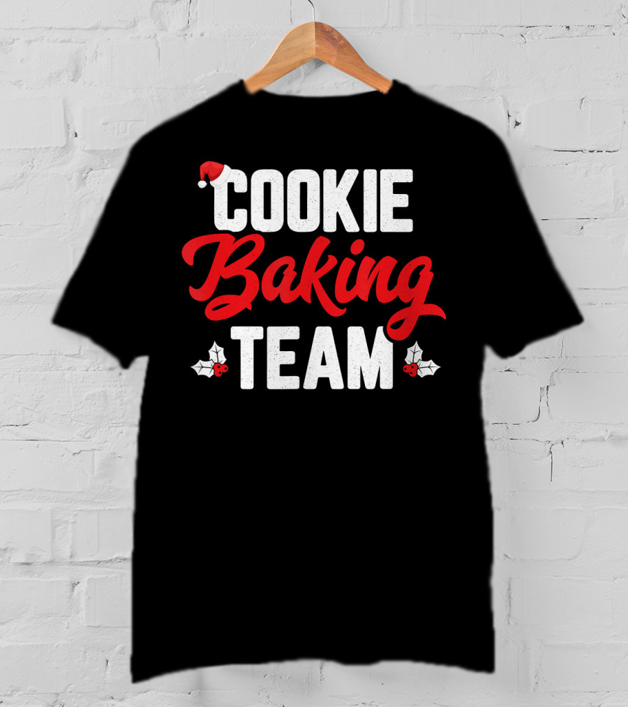 Cookie Baking Team Santa Hat Holly Christmas T-Shirt
