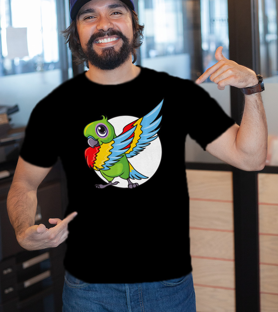 Cute Dabbing Great Green Macaw Parrot Colorful Wings T-Shirt