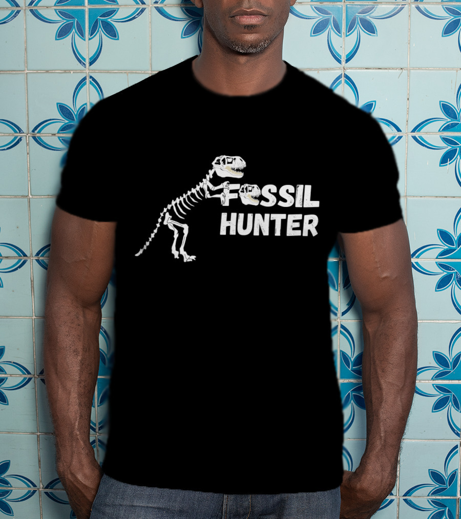 Fossil Hunter Dinosaur Bone Skeleton Discovery T-Shirt