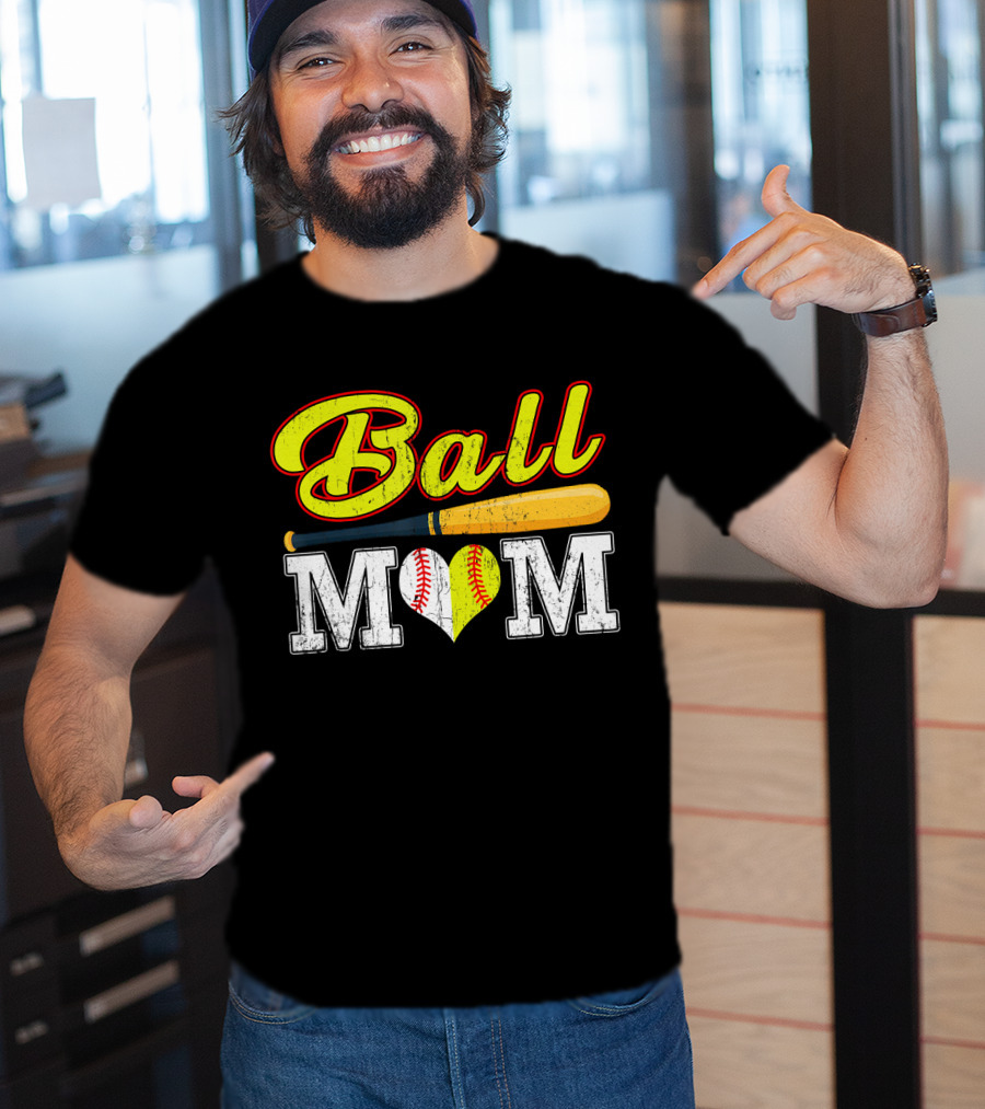 Ball Mom Softball Baseball Heart Bat T-Shirt