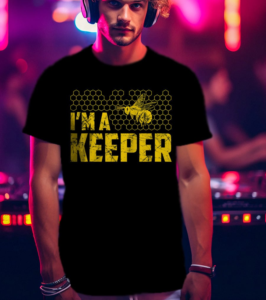 I'm A Keeper Beekeeping Honeycomb Bee T-Shirt