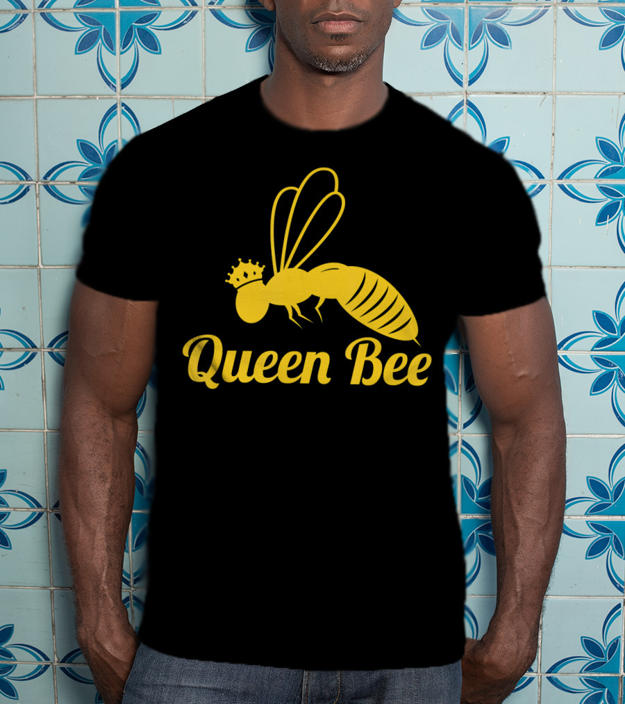 Queen Bee Funny Beekeeper Beekeeping T-Shirt