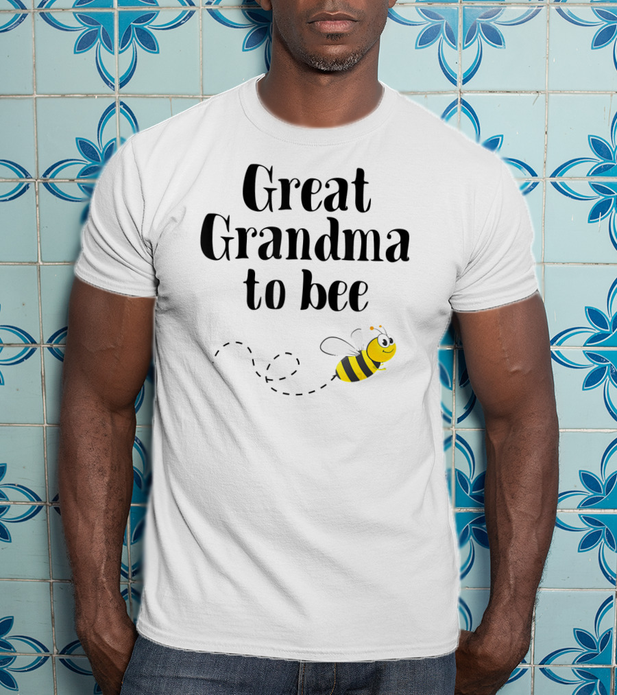 Great Grandma To Bee Pregnancy Announcement T-Shirt
