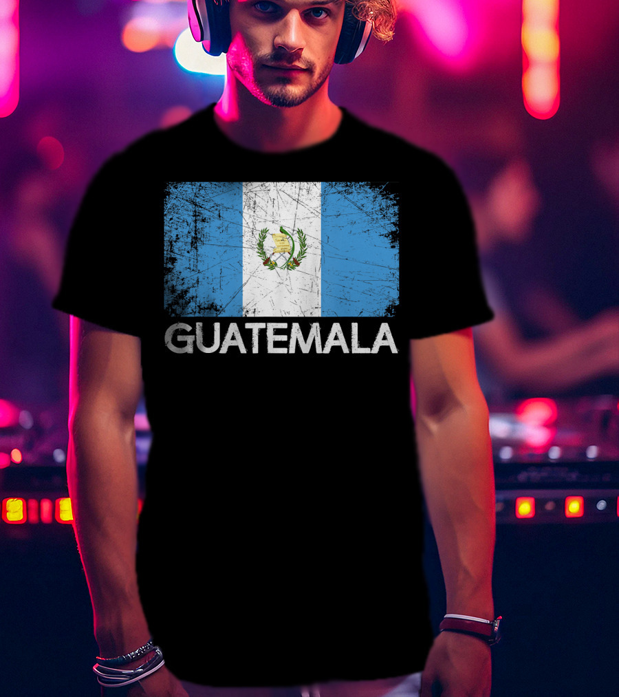 Vintage Guatemalan Flag Distressed Guatemala Emblem T-Shirt