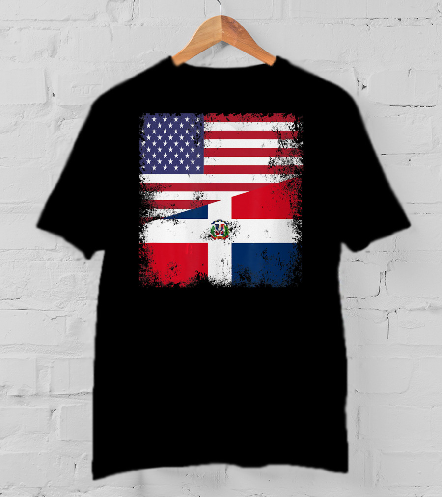 Half Dominican Flag Vintage USA American Dominican Grunge T-Shirt